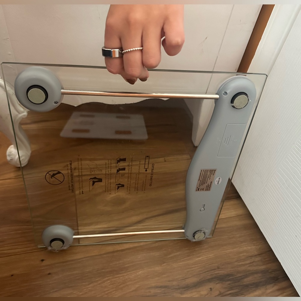 Scale - perfect condition! - Picture 2 of 3